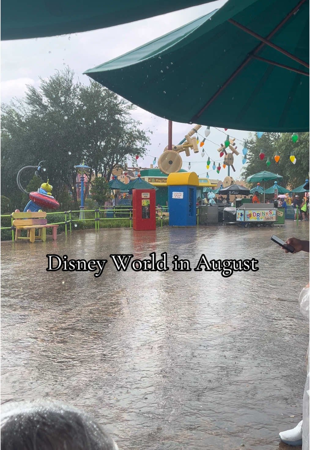 We got caught in the rain and it got us good 🤣😭 #fyp#foryou#disney #disneyworld #hollywoodstudios #disneypark #raining #rain #jet2holidays