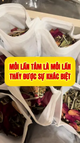Thảo mộc xông tắm tẩy uế cơ thể,giúp xua đi những năng lượng tiêu cực,trạng thái cơ thể luôn trong trạng thái đầy năng lượng từ việc xông tắm tẩy uể đều đặn hằng tháng #xongtam #xongtamtayue #goitamnam #goitamnu #thaomoctam 