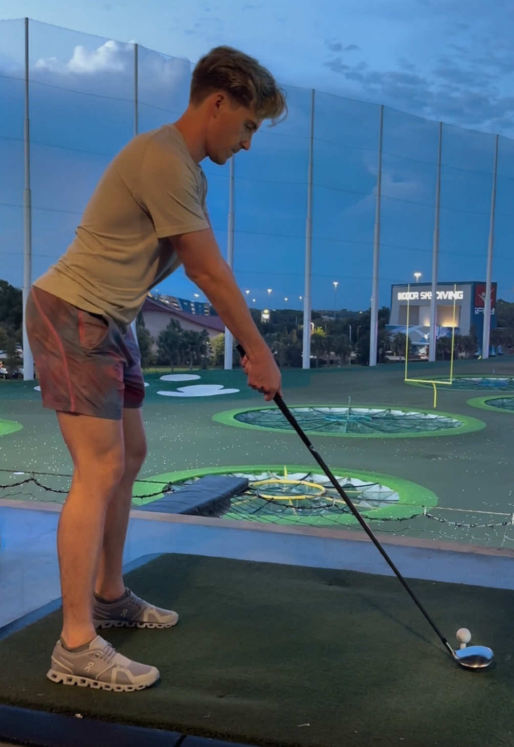 Serving top & golf ⛳️🏌🏼#gay #queer #golf #topgolf #lgbt 