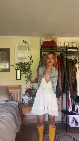 sry what #OOTD #streetwear #summeroutfits #outfitinspo 