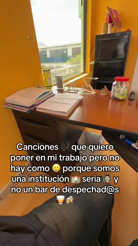 Lamentablemente 🤣🤣🤣 #despechados🍻💔😎👊 #professor #profe #trabajando #escuela 