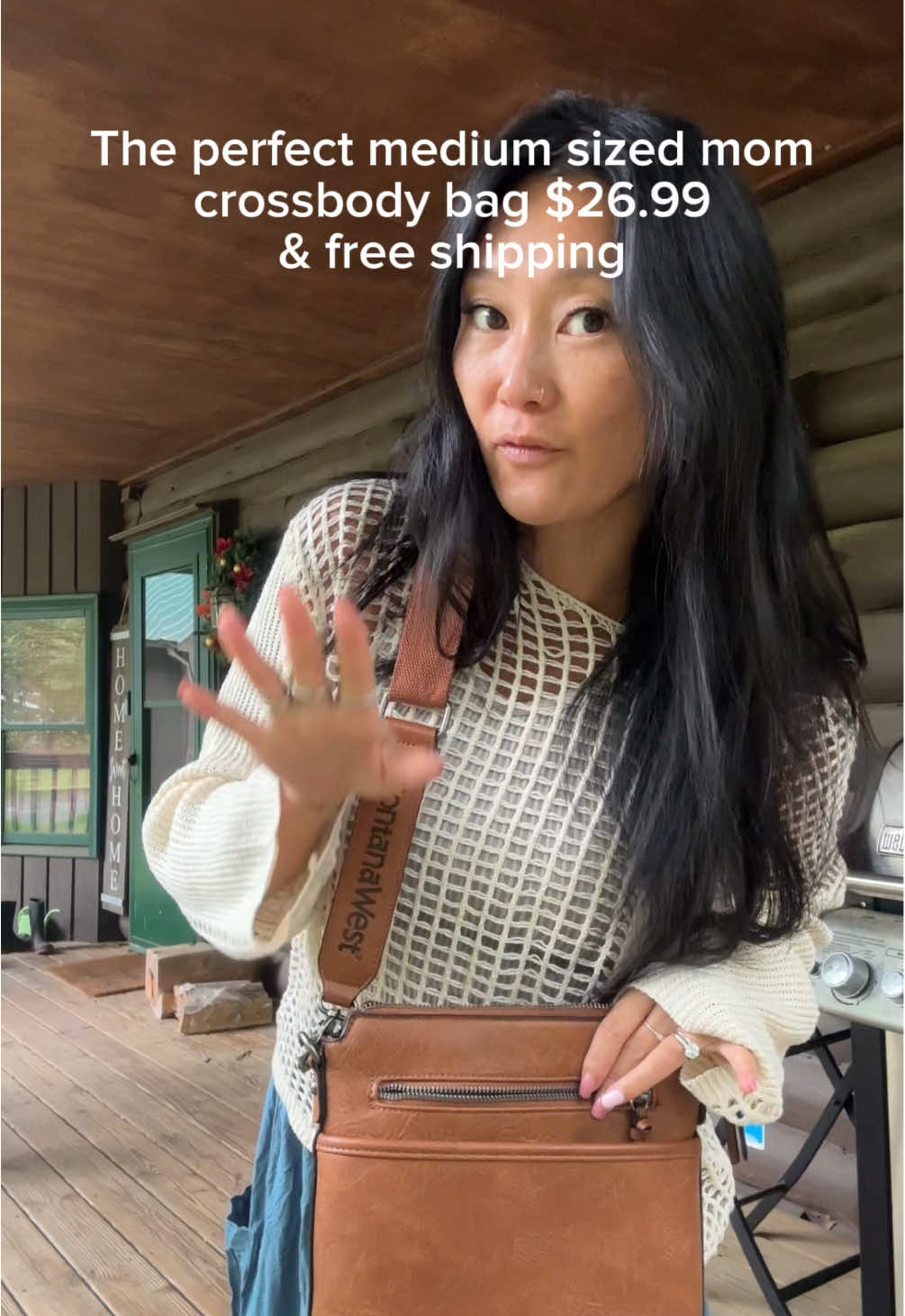 The perfect everyday crossbody bag that can be dressed up or down. As always such great quality and you can not beat that price! #montanawest #crossbodybag #mombag #everydaybag #tiktokshopcreatorpicks 