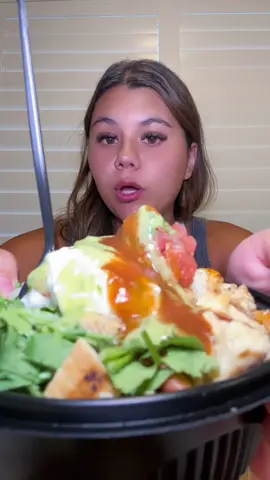@El Pollo Loco for dinner!! #eatingwithbai #elpolloloco #mexicanfood #eatwithme #chicken #mukbang #mukbangeatingshow #fyp 