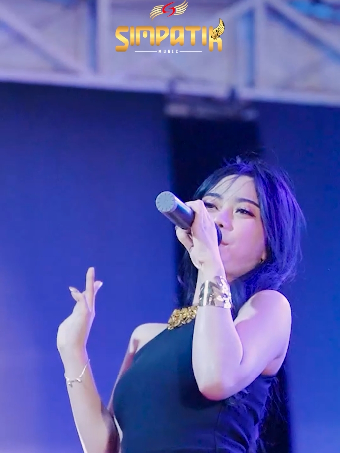 Segera Tayang !!! SECAWAN MADU - @tiaraamorraaa2 (SIMPATIK MUSIC LIVE DENPASAR BALI) @simpatikmusicofficial @abrf9 @simpatik_daily @sbpromosindobali  #simpatikmusic #tiaraamora #secawanmadu #smoothrizapparel #lmmultimediapro #sbpromosindobali #denpasar #bali 