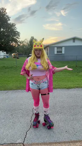 So I ended up doing the YMCA! 😜🛼😝#rollerskating #rollerskategirl #fypシ #fypシ゚viral #ymca 