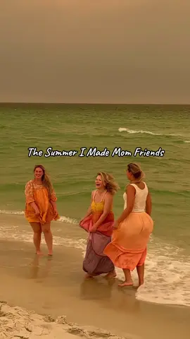 The Summer I Made Mom Friends 🐚 check out @pensacolamomssocialclub if you’re local to Pensacola & join us for fun events every month!  #momfriends #motherhood #floridamom #pensacola #pensacolabeach 