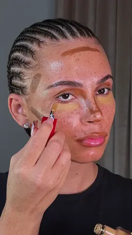 Makeup therapy 🎨 #LightCoverageMakeup #Freckles #BeautyTok 