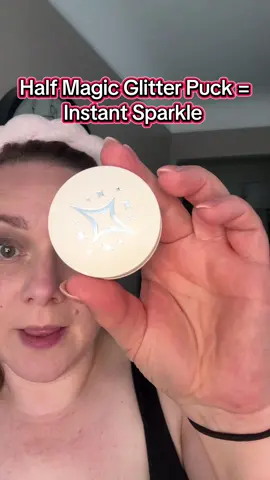 Half magic did it again. #halfmagic #glitterpuck #makeupmagic #everythingme1977 #glittereyeshadow 