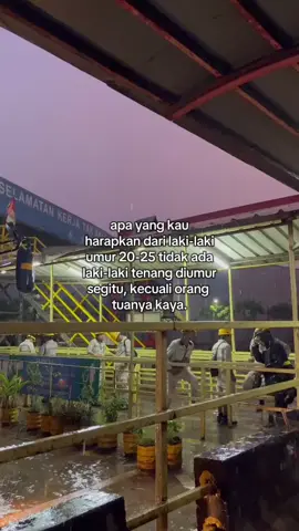 Mereka sedang bertarung dengan takdir #imip_helmkuning #foryou #fyp #foryoupage 