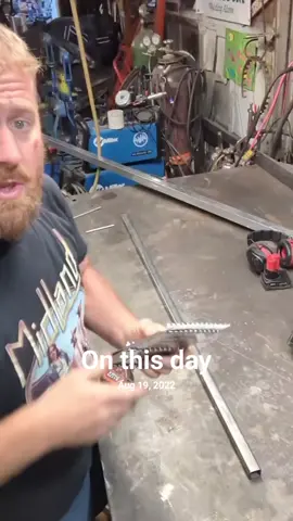 #onthisday Picket Master Pro tip how to use the picketmaster Pro. to get equal spacing really easily.  when you open the Picket Master open from both ends and you can space out your handrails and fence layouts. really easy no math. welding hand railings ornamental iron wrought iron everything just got easy with the pick of Master Pro.  balusters for stair railings. deck railings are super easy.   viral tool made in USA 