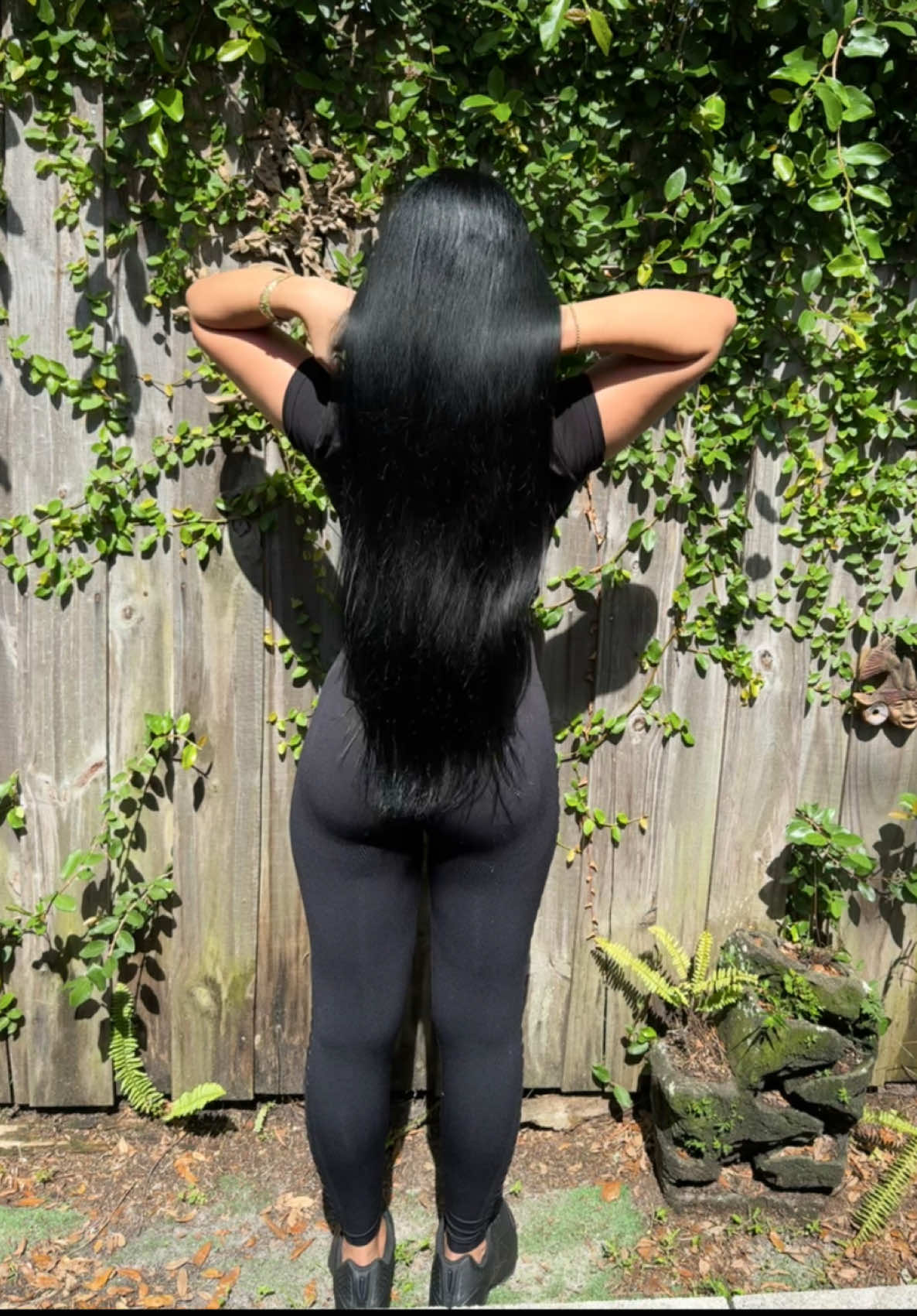 Transforma tu cabello desde la primera aplicación con este aceite Olaplex que tiene todo ✔️ Protege del calor hasta 450°✔️ Repara el cabello seco y dañado✔️ Controla el frizz sin dejarlo graso✔️ Aumenta el brillo, realza el color y fortalece la fibra capilar #hair #olaplex #olaplexno7bondingoil #haircare #HairCareTips 