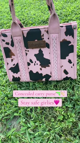 #concealedcarry #cowprint #pink #strawberrycow #pursetok 