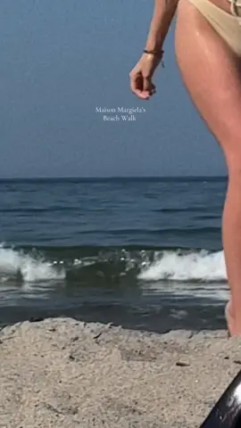 A day by the ocean wearing Beach Walk by @maisonmargielafragrances 🐚 🌊  #REPLICABeachWalk #maisonmargielafragrances #eastcoastsummer #perfumetok #GiftedByMargielaFragrances