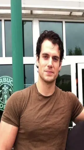 SO HOT 🫦 #henrycavill #fyp #targetaudience #moodboard #viraltiktok 