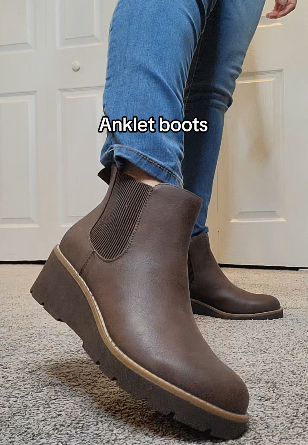 Botines super comodos. #ankleboots #wedgedboots #botines #botas #womensshoes 