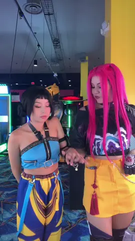 The most wholesome duo 😌 Mira: @✨Sho.jo.cosplay✨ #kpopdemonhunters #zoeycosplay #miracosplay #kpdhcosplay #kpopdemonhunterspdemonshunterscosplay 