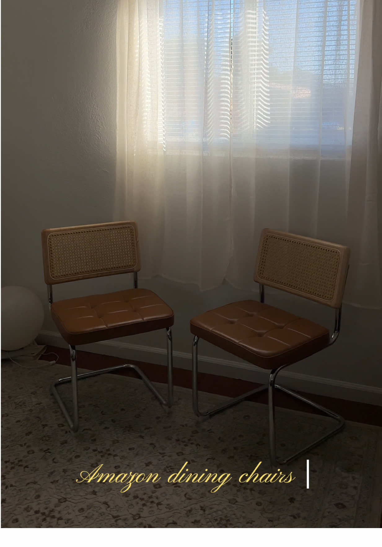 the perfect combination of vintage and modern dinning chairs 🪑  #amazonfinds #dinningtable #dinningchairs #amazonmusthaves 