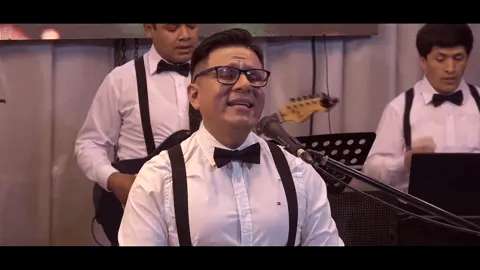 Alejado de tu amor la vida es un vacío