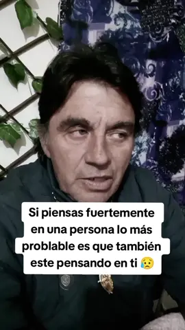 Si piensas constantemente en un persona lo más probable es que también esté pensando en ti. Aquí te comparto uno de los mensajes telepáticos más poderosos para claverte en la mente de una persona. #pensar #pensamientos #telepatia #energia #mentesubconsciente 