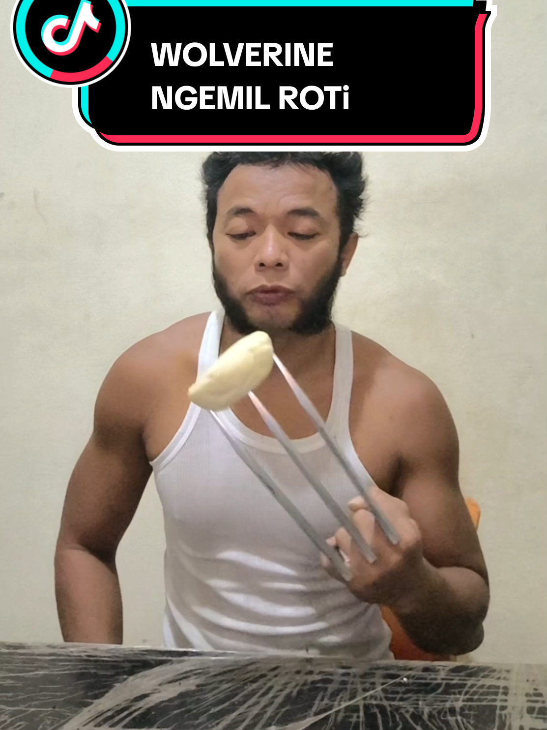 X-men ngemil makan roti🗿🗿 . . . #makan #mukbang #fyp #onepiece #roti 
