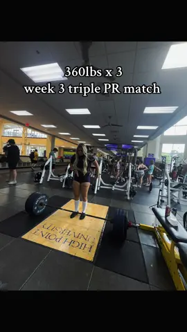 on cloud 9 this was so much easier than i thought. strength is UPPPP #deadliftpr #gympr #powerlifting #collegegym #deadlift 