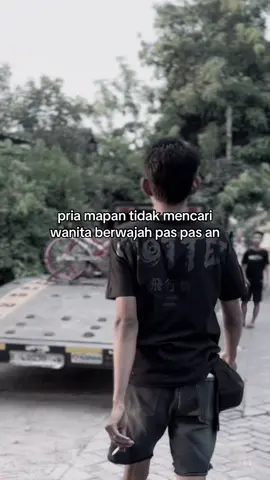 karena yg ga cantikpun tidak mau dgn pria miskin.