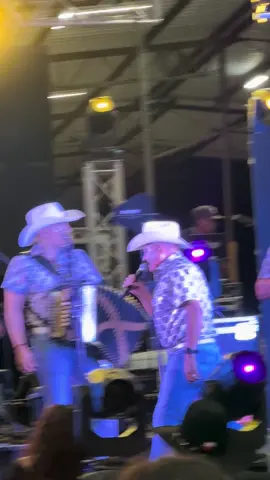 Nos estorbó la ropa🎶♥️#fyp #paratiiiiiiiiiiiiiiiiiiiiiiiiiiiiiii #nortenas #pepetovar #los chácales de Pepetova@PepeTovarOficial 