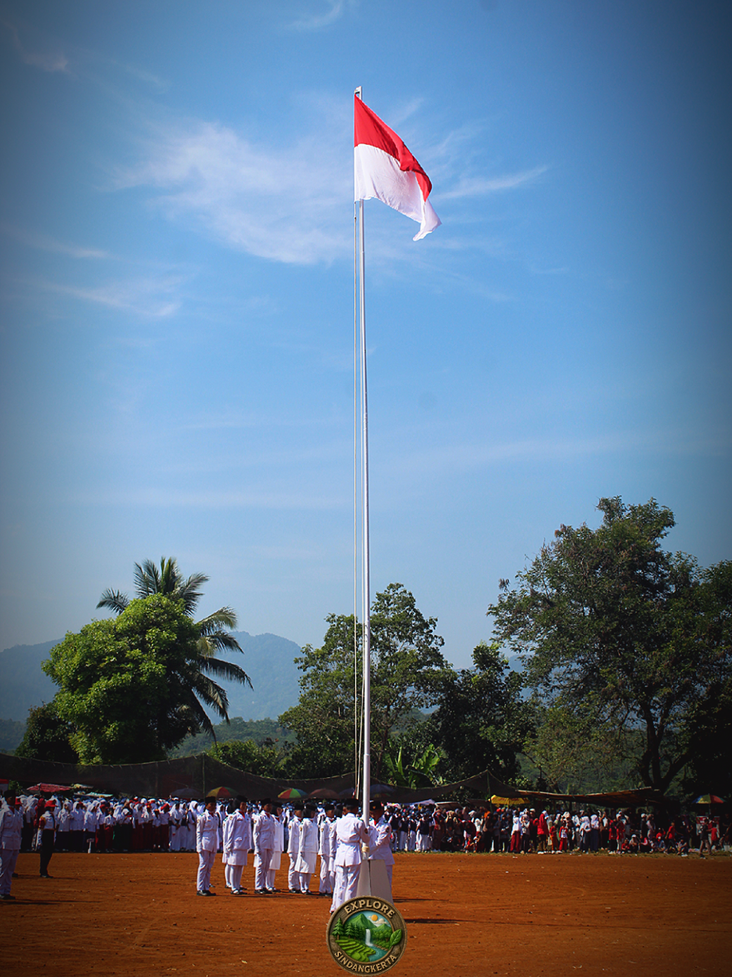 Video kompilasi foto, Acara HUT RI Ke-80 🇮🇩 Mohon maaf yang terpotret sama kita yah 🙏 #exploresindangkerta #sindangkerta #bandungbarat #vibes #trending #viral #foryoupage #foryou #fyp #kompilasifoto #video #videokompilasi #hutri #hutri80 #indonesia 