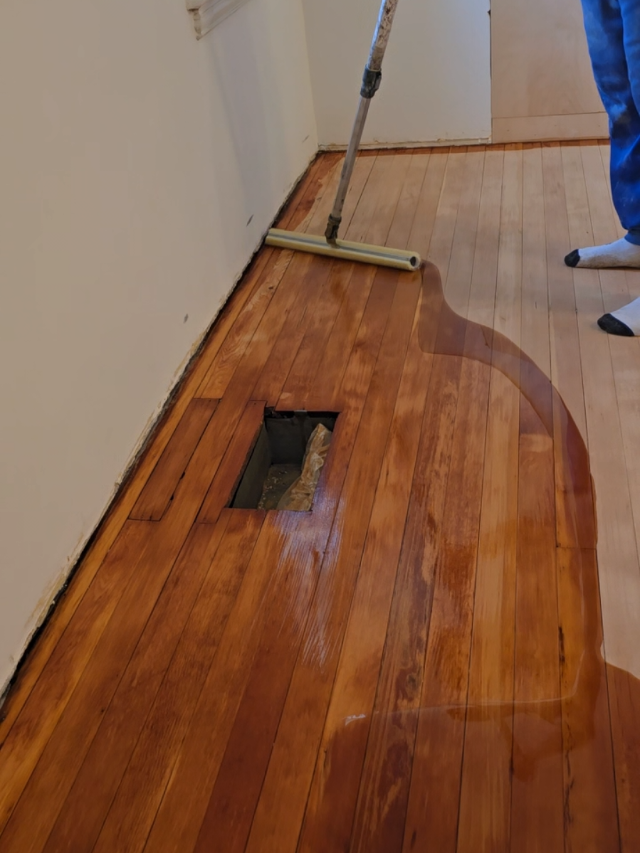yo solo quería salir temprano y me paso esto #woodworking #flooring #wood #tips #isaiaaaa271 