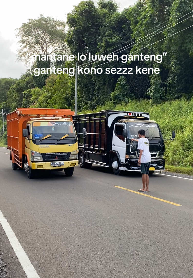bercanda kok 🙏🏽🙏🏽 #bicaziddan #sadarmulyotransco #trukmaniaindonesia #cantermaniaindonesia 