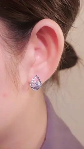 có chút khuyên tai vào trông tự tin hẳn #juli #bongtai #khuyentai #trangsucbacjuli #CapCut 