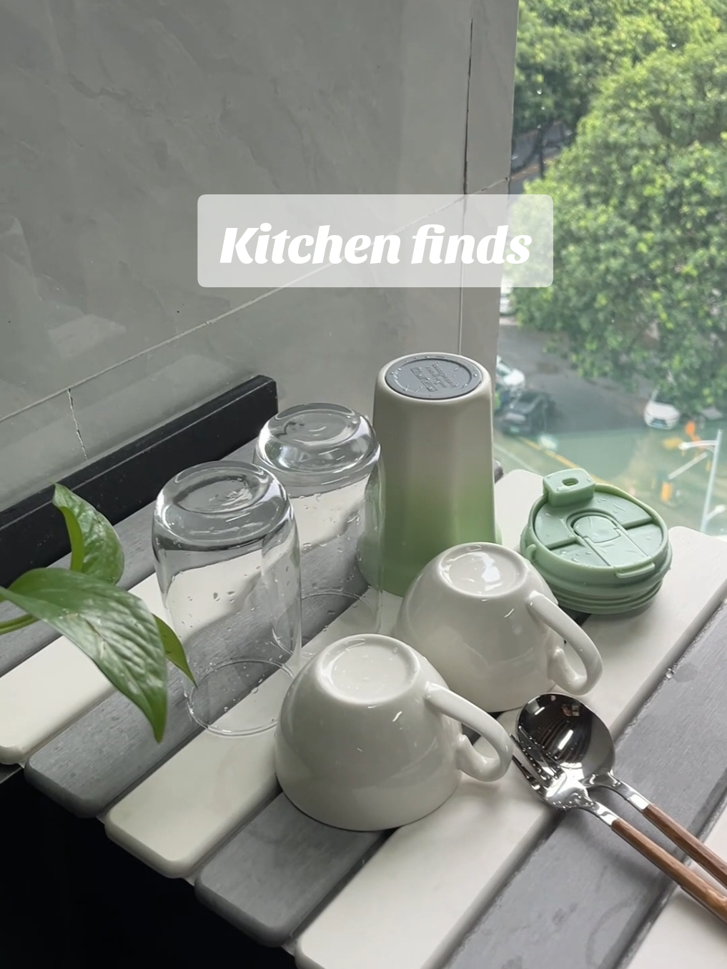 Where has my life been without this?  No more soggy counters now! #dishdryingrack  #tiktokshopcreatorpicks #treasurefinds #tiktokshopfinds #homefinds #kitchenmusthaves #creatorseachinsights #trending #hometok #fyp 