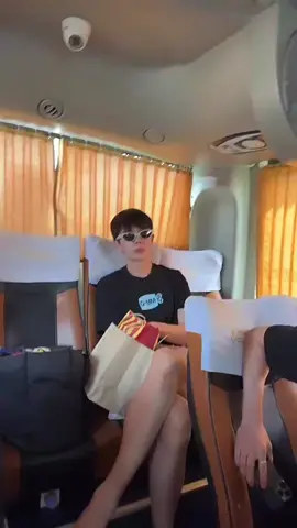 Tuyệt đối thư giãn =)))))))) kẻ tạo ra định nghĩa “outing” 🤣#gmmtvouting2025 #gmmtvofficial  #outinggmm2025 #Jimmy