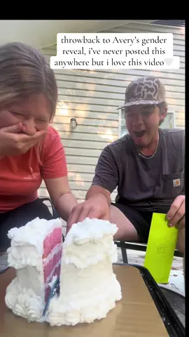he was thinking “well there goes all my money” ik it 😭 #genderreveal @Sam-Avery 