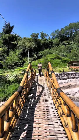Keluarga adalah tempat dimana kehidupan di mulai dan cinta yang tidak pernah berakhir 🥰