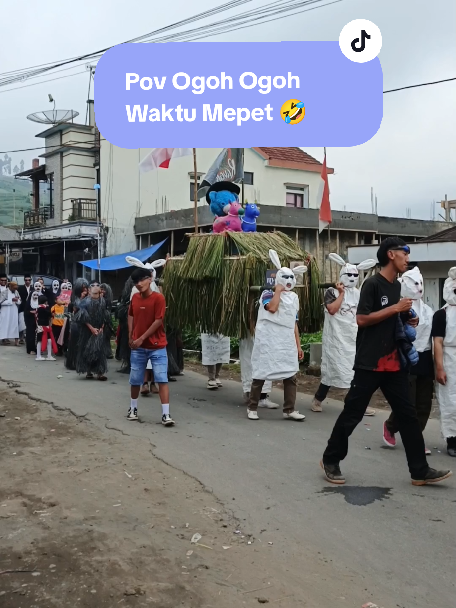 Ogoh-ogoh waktu mepet 😂😅🤣 #trend #karnaval #ogohogoh #waktumepet #ngakakkocak 