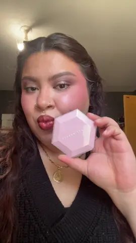 picked up some new products from @Fenty Beauty 💓💓 #makeup #makeupartist #fyp #fentybeauty #foryou 