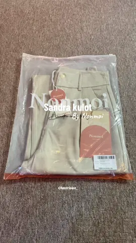Nemu celana kantor yang affordable tapi kalau mau di pake untuk daily juga bisa ini celananya cocok dipakai di sgl acara bahannya nyaman dipakai,mudah di mix & match.@Nonmoi #Nonmoi #Iwearnonmoi #Breathecomfortably 