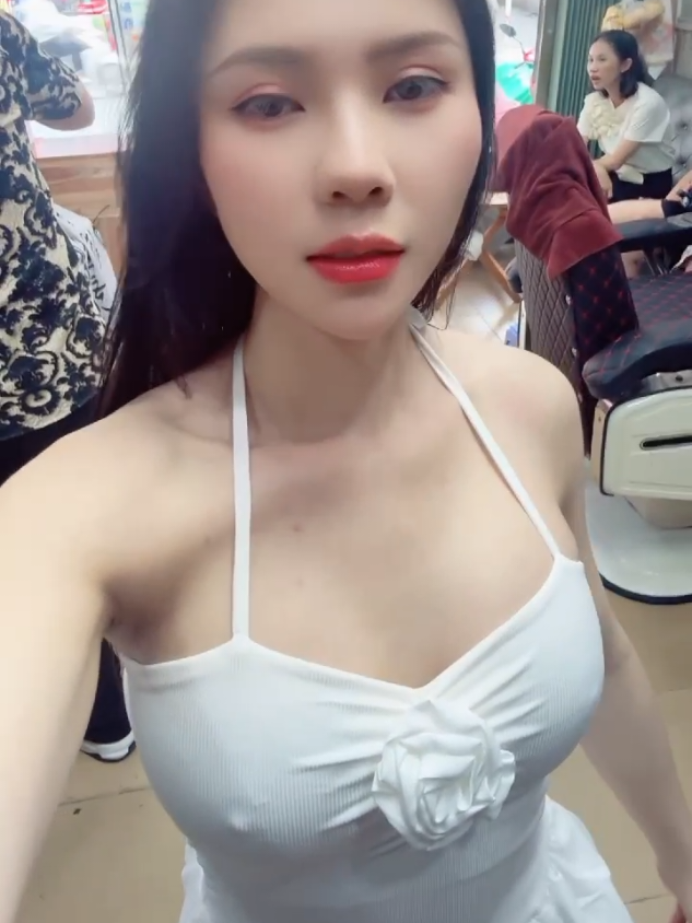 #xuhuong #nobra 