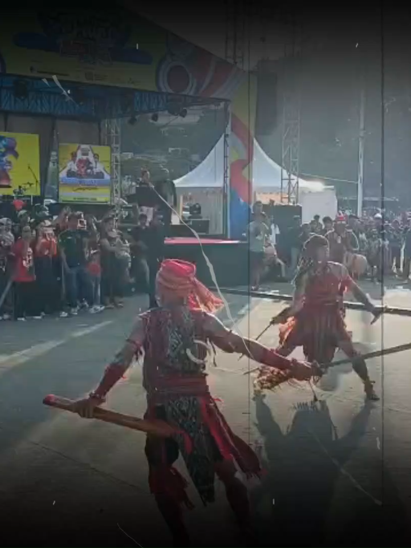 Dalam rangka memeriahkan Hari Ulang Tahun (HUT) ke-80 Kemerdekaan Republik Indonesia, Pemerintah Kota Jayapura menggelar Numbay Nusantara Carnaval yang berlangsung meriah, Senin 18 agustus 2025 ##videoviral #kpupapua #infopapua #kotajayapura #newspapua #Papua #budaya #budayaindonesia #nusantara