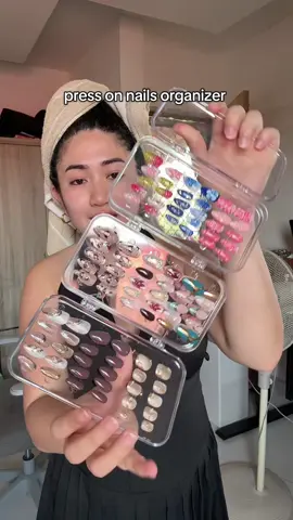 WAAAAH GAME CHANGER 🥹 #pressonnails #acrylicorganizer #organizer #clearorganizer #pressons 