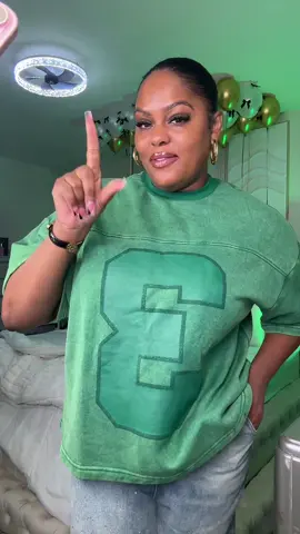 Oversized Tee shirts ! Are literally the go to for a casual days ✨ @Fashion Nova #oversizedshirt #teeshirt #tee #fashionnova #tiktokshopcreatorpicks 