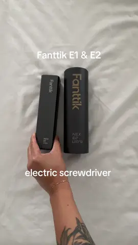 Fanttik always comes out with the most useful and compact cases. You can’t go wrong with either one. E2 is stronger so it will depend on your needs. #fanttik #electricscrewdriver #pcbuild #keyboardmod #minielectricscrewdriver 