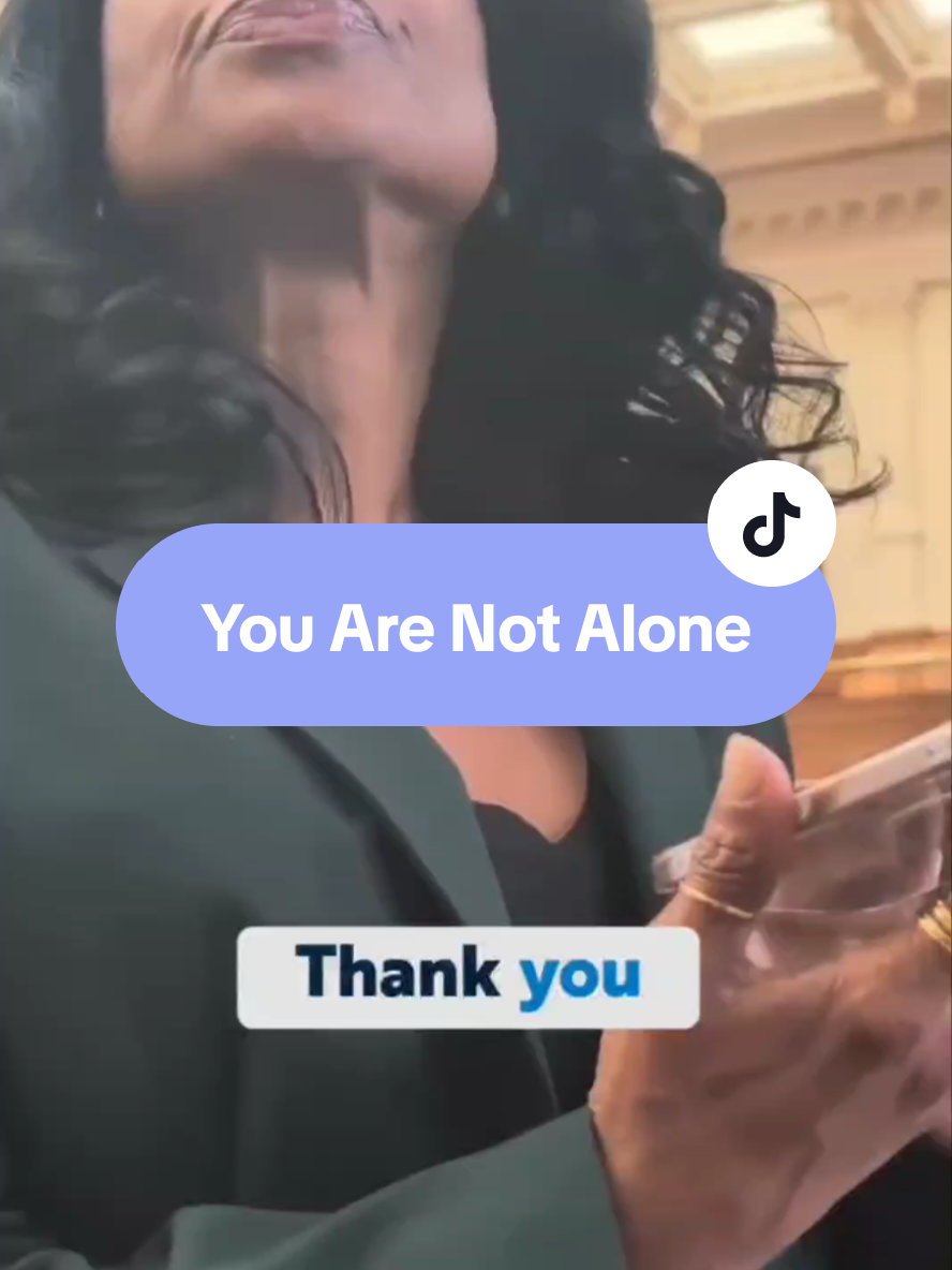 A phone call between Kamala Harris and TX Rep. Nicole Collier. If you need this reminder tonight, here it is. #youarenotalone #NicoleCollier