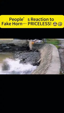 Funny prank video😂#funny #funnyvideos #prank #funnyprank #😂😂😂 