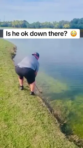 Man falls in water golfing, what a turn of events! #funny #golf 