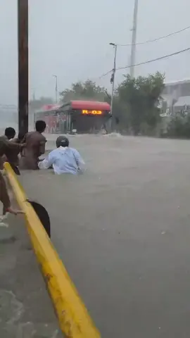 Karachi 🌊#rain #flood #karachi #sindh #rain 
