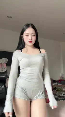 Anh ơi em ở đây