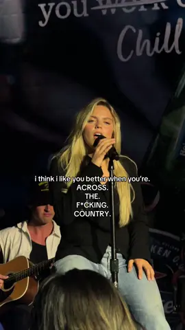 reneé rapp singing i think i like you better when you’re gone #reneerapp #reneerappsupremacy #biteme #concerts #fypシ 