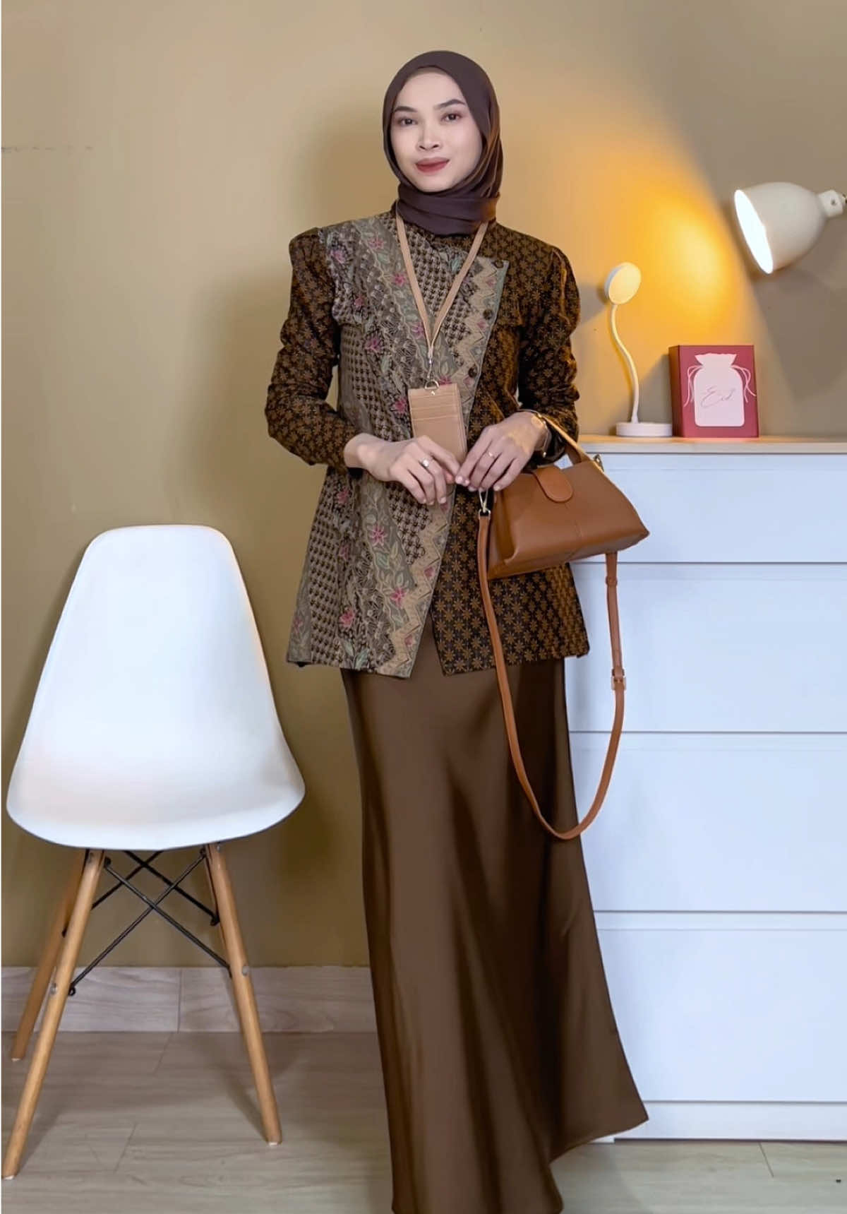 Batiknyaaa 🥹💖 buat kondangan juga bisa sih ini😍🤏 #batikwanita #bajubatikmodern #batikwanitamodern #bajubatik 